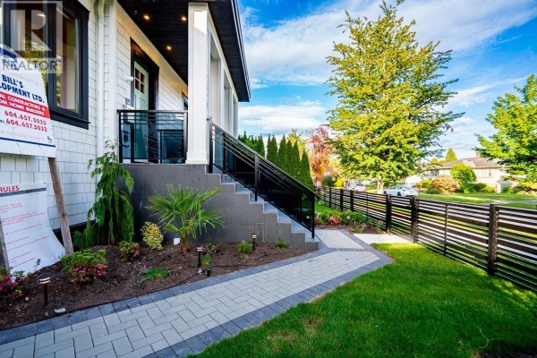 2623 Mcbain Avenue, Vancouver, BC V6L2C7 Photo 3