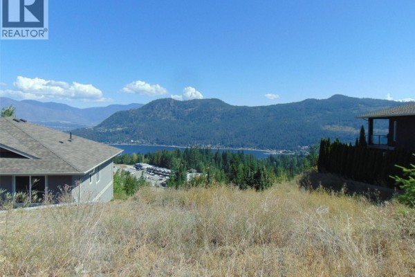 2624 Highlands Drive, Blind Bay, BC V0E1H2 Photo 4