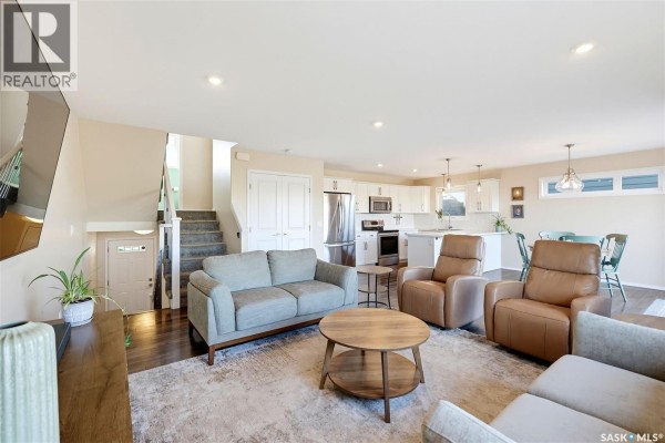 4pc Ensuite bath - 263 Eaton Crescent, Saskatoon, SK S7V0H4 Photo 5