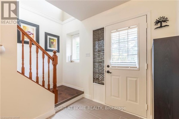 263 Rossmore Court, London South, ON, photo 3