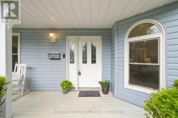 Family room - 263 Union Avenue, Scugog, ON L9L1C1 Photo 4