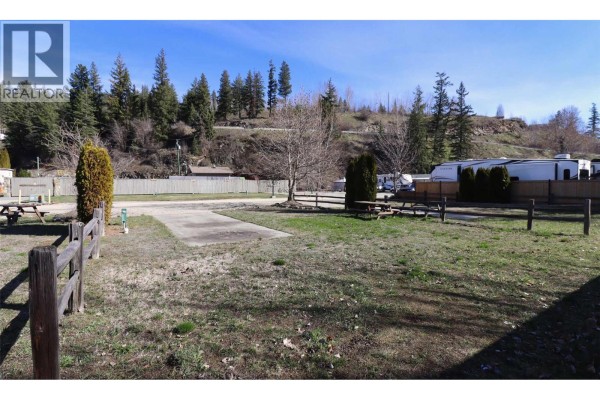 2633 Squilax Anglemont Road Unit# 47, Lee Creek, BC V0E1M4 Photo 5