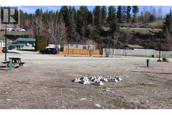 2633 Squilax Anglemont Road Unit# 50, Lee Creek, BC V0E1M4 Photo 5