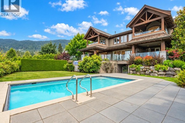 2638 Queens Avenue, West Vancouver, BC V7V2Z1 Photo 3