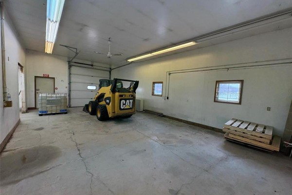 264 11th Avenue, Altona, MB R0G0B0 Photo 5