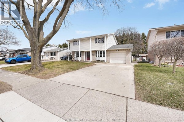 4pc Bathroom - 264 Baldoon Road, Chatham, ON N7L1E6 Photo 3