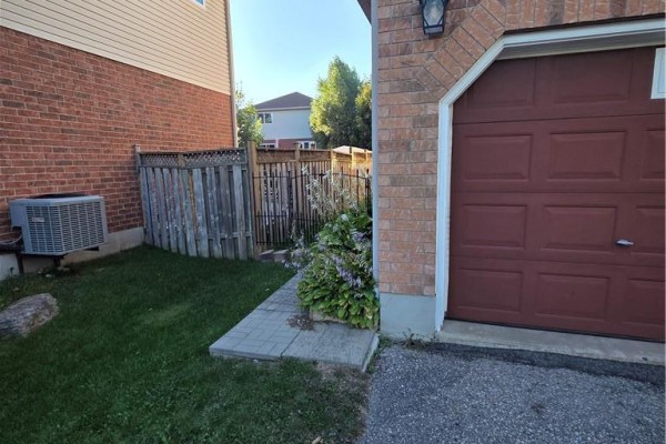 Bedroom - 264 Holbeach Court Unit# Lower, Waterloo, ON N2J4Y7 Photo 2