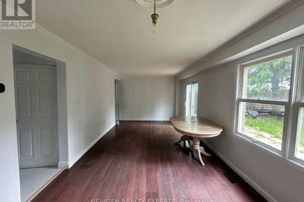 Primary Bedroom - 264 John Tabor Trail, Toronto, ON M1B2R7 Photo 4
