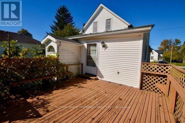 Living room - 264 Mary Street, Dutton/dunwich, ON N0L1J0 Photo 2