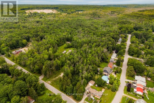 264 Peek-a-boo Trail, Tiny, ON, photo 2