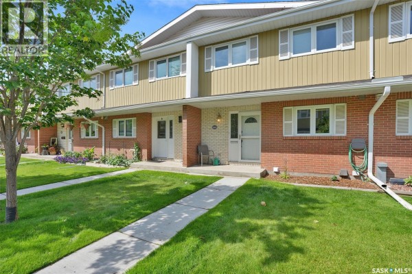 Kitchen - 264 Plainsview Drive, Regina, SK S4S6N1 Photo 2