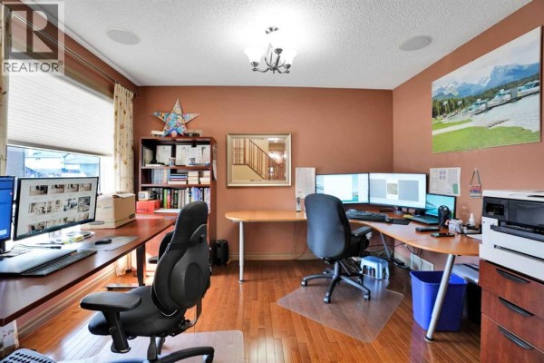 Kitchen - 264 Willowmere Close, Chestermere, AB T1X1R3 Photo 4