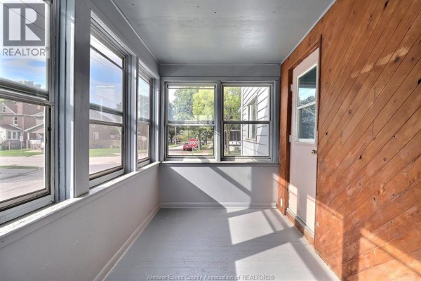 2640 Whelpton, Windsor, ON, photo 2