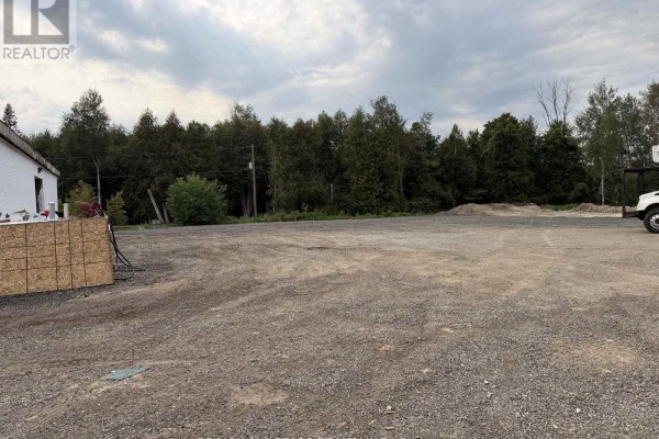2642 2nd Line, Innisfil, ON, photo 2