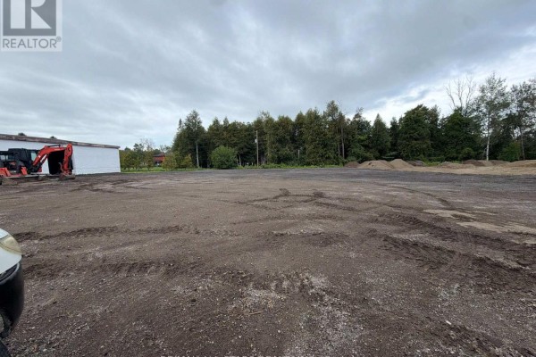 2642 2nd Line, Innisfil, ON L0L1K0 Photo 4