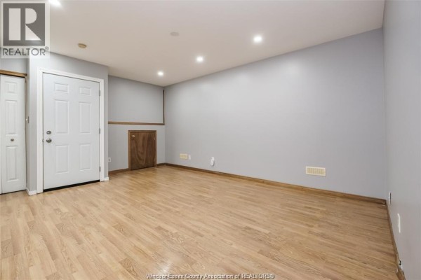 Kitchen/Dining room - 2643 Carissa Unit# Lower, Windsor, ON N8R2J9 Photo 5