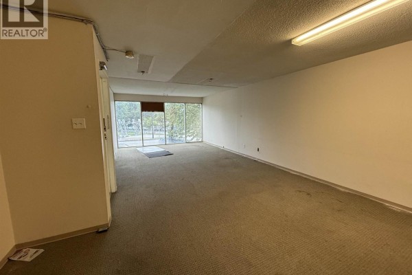 2645 Kingsway, Vancouver, BC V5R5H2 Photo 2