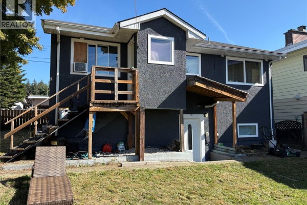Kitchen - 2646 12th Ave, Port Alberni, BC V9Y2T7 Photo 3