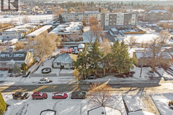 265 - 275 Ponto Road, Kelowna, BC V1X2G2 Photo 4