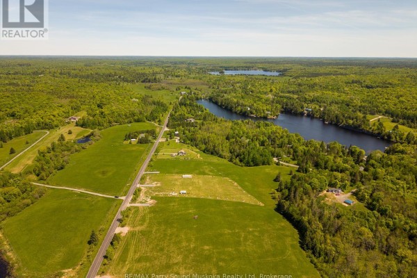 265 Balsam Road, Mckellar, ON P0G1C0 Photo 2