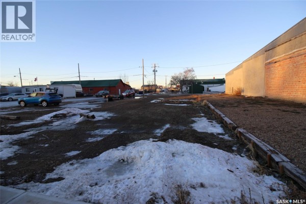 265 Centre Street, Shaunavon, SK S0N2M0 Photo 4