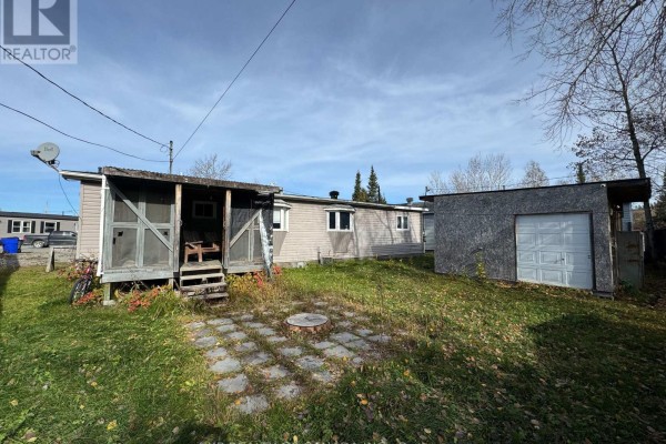 Kitchen - 265 Evelyn Crescent, Timmins, ON P4N0C5 Photo 2