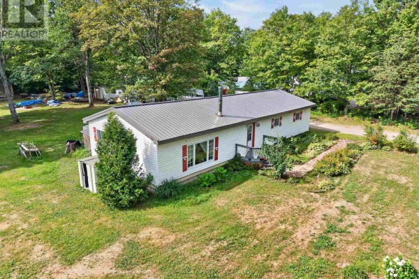 265 Fifth Lin E, Sault Ste  Marie, ON, photo 2