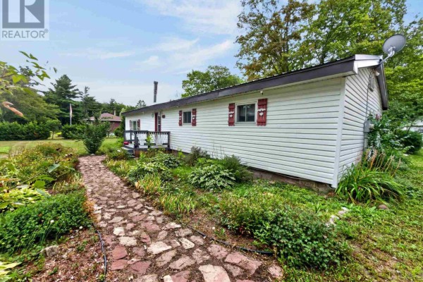 265 Fifth Lin E, Sault Ste  Marie, ON, photo 3