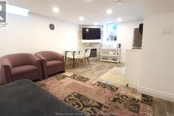 265 Geraldine Crescent Unit# Lower, Windsor, ON N9E4M8 Photo 5