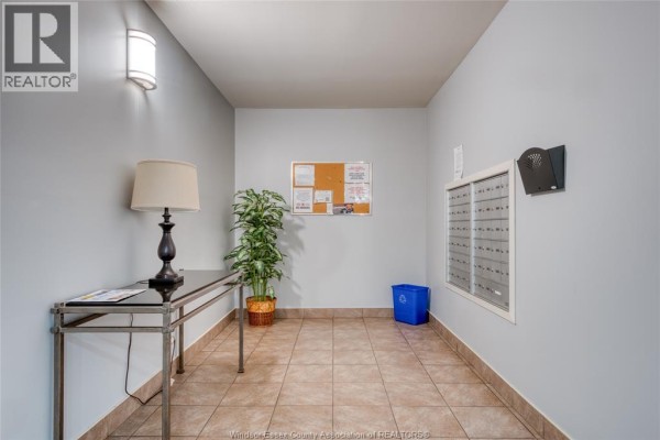 4pc Ensuite bath - 2650 Sandwich West Parkway Unit# 402, Lasalle, ON N9H0A7 Photo 4