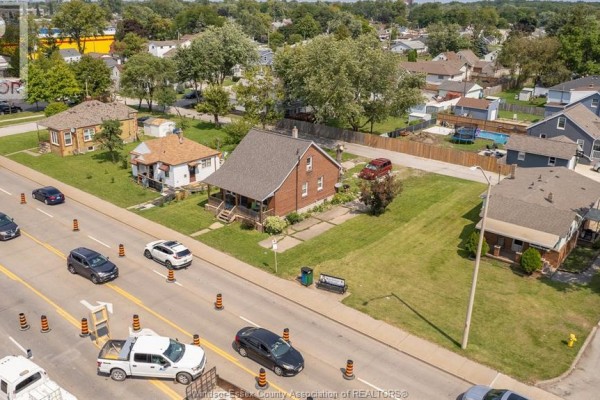 2656, 2664, 2668, 2676 Howard Avenue, Windsor, ON N8X3X1 Photo 3
