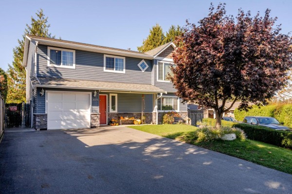 26575 30a Avenue, Langley, BC V4W3C8 Photo 2