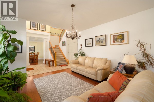 2658 Lurio Crescent, Port Coquitlam, BC, photo 3