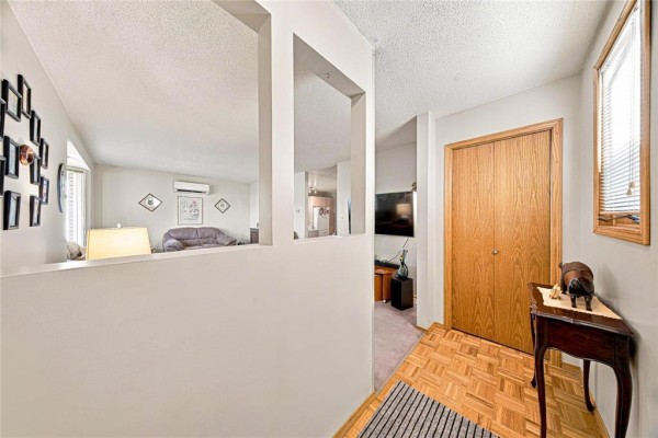 Bedroom - 266 La Verendrye Street, Winnipeg, MB R2H0B8 Photo 4