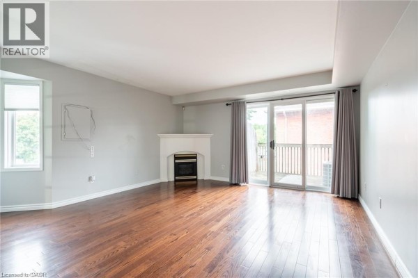 Eat in kitchen - 266 Limeridge Road E Unit# 1, Hamilton, ON L9A2S7 Photo 5