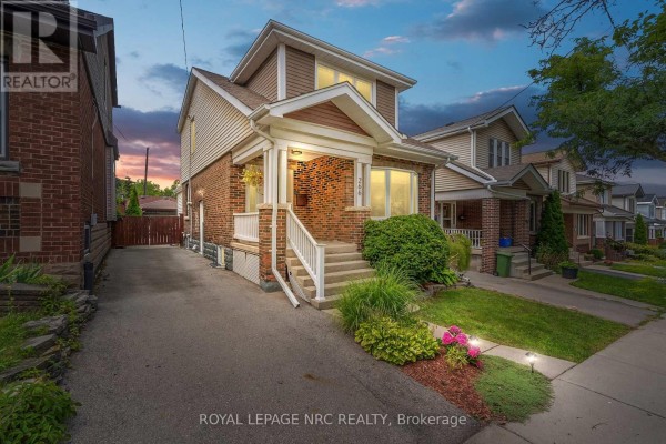 266 London Street S, Hamilton, ON, photo 2