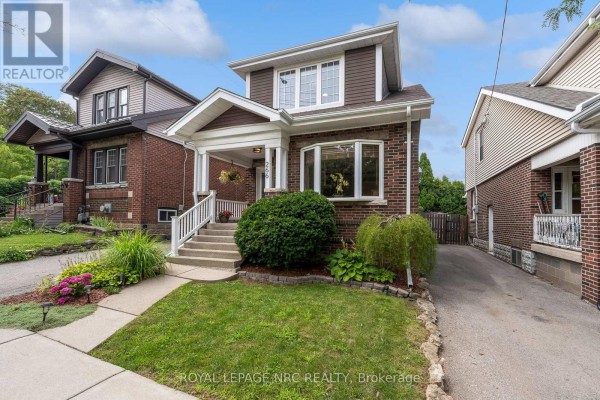 266 London Street S, Hamilton, ON, photo 3
