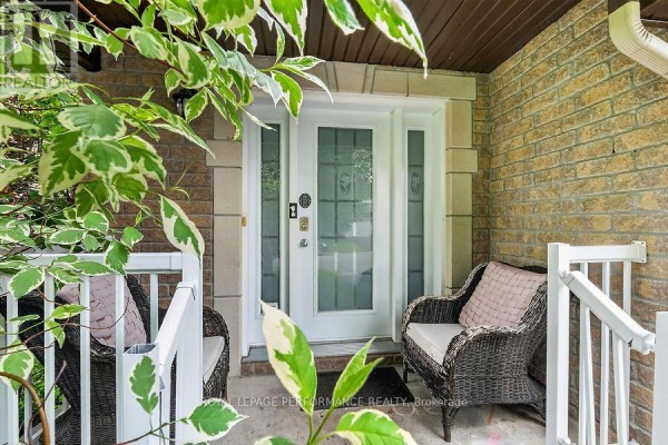 266 Mica Crescent, Clarence Rockland, ON, photo 3