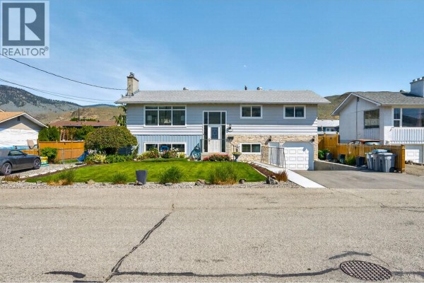 2660 Argyle Avenue, Kamloops, BC, photo 2