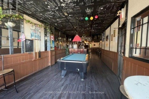 2662 Danforth Avenue, Toronto, ON M4C1L7 Photo 5