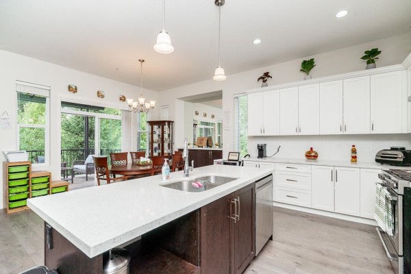 2663 275a Street, Langley, BC V4W0C4 Photo 5