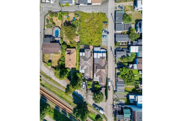 2669 Vanness Avenue, Vancouver, BC, photo 2