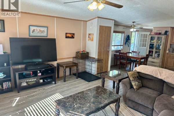Kitchen - 267 13221 Twp 680 Road, Rural Lac La Biche County, AB T0A2C1 Photo 5
