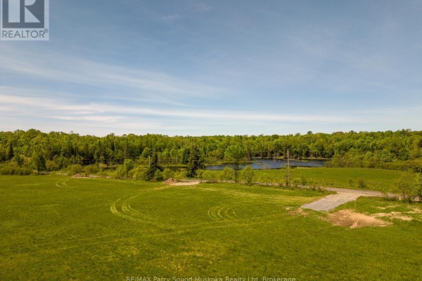 267 Balsam Road, Mckellar, ON P0G1C0 Photo 2