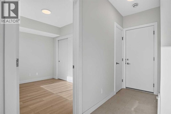 Living room - 267 Dieppe Drive Sw, Calgary, AB T3E8H6 Photo 4