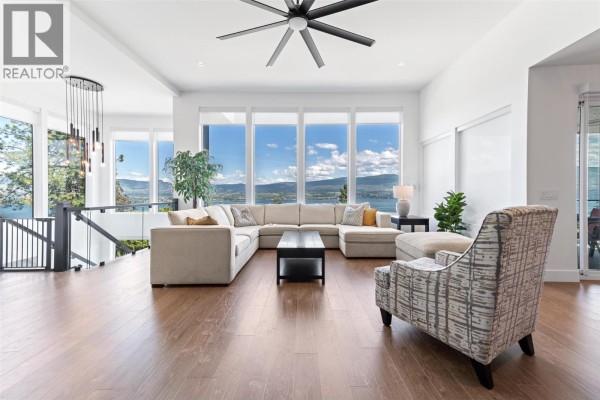 5pc Ensuite bath - 2672 Lakeridge Road, West Kelowna, BC V1Z1Y2 Photo 5