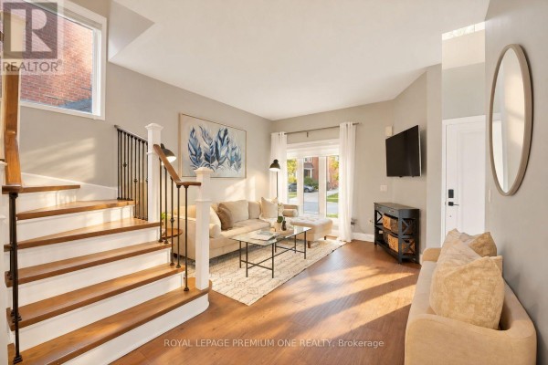 2673 Castle Hill Crescent, Oakville, ON L6H6J1 Photo 4