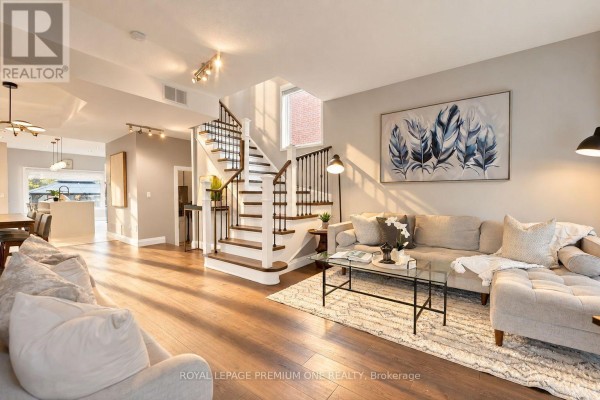 2673 Castle Hill Crescent, Oakville, ON L6H6J1 Photo 5
