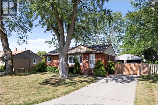 Residential for rent at 2678 Askin Avenue Unit# Basement, Windsor, ON - MLS® kFqJ1c