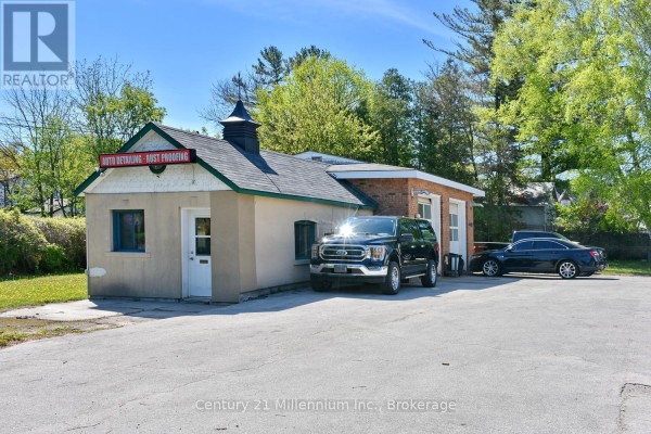 268 Hume Street, Collingwood, ON L9Y1W1 Photo 3